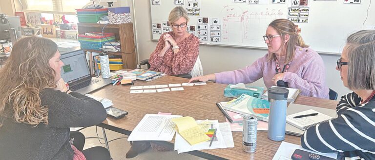 Curriculum Expert Facilitates Professional Learning Sessions at Dryden Elementary